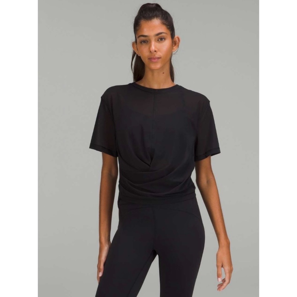 Lululemon Lightweight Mesh Reversible Yoga T-Shirt